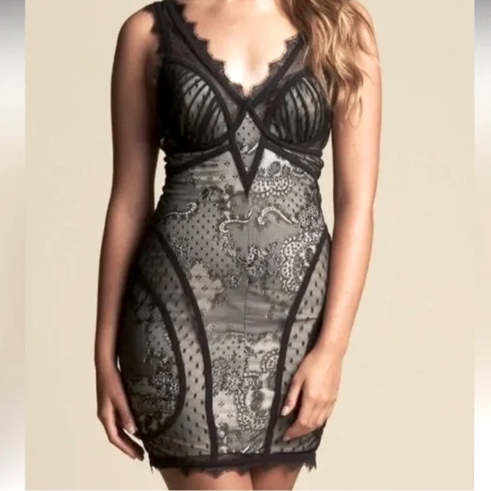 Bebe XS sexy mini dress
